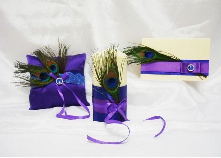 Purple wedding reception decor by Nidhi Dodia Purple wedding reception decor
