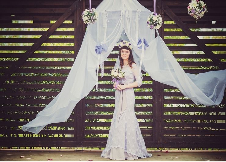 Rustic summer wedding ceremony decor by Слаѓана Пашовска Rustic summer wedding ceremony decor