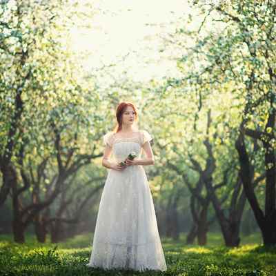 Rustic spring bridal style
