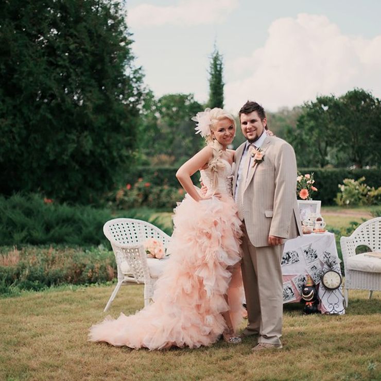 Tender French wedding decor