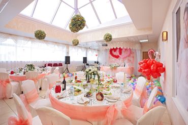 Pink wedding reception decor