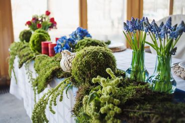 Rustic spring wedding reception decor