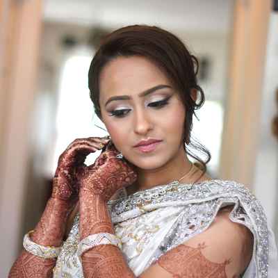 Ethnical bridal hair and make-up