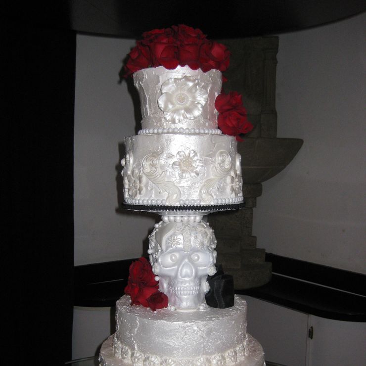 DIA DE LOS MUERTOS WEDDING CAKE