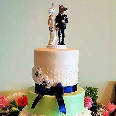 Themed wedding cakes
