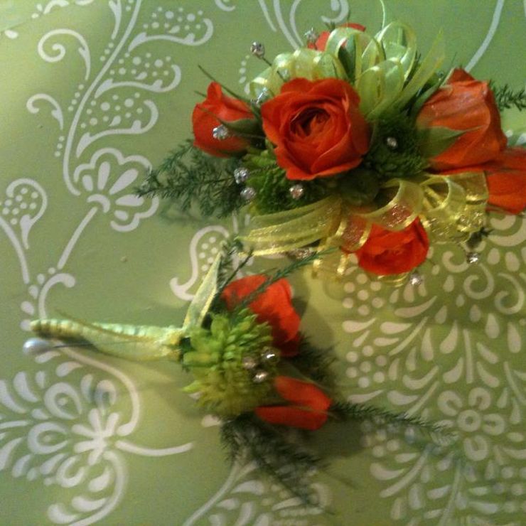 corsages and boutonnieres
