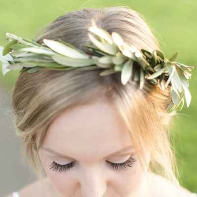 Outdoor green wedding headpieces, veils, cover-ups & brooches