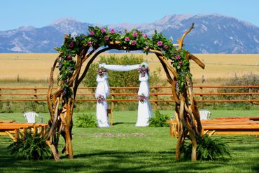 Outdoor wedding ceremony decor