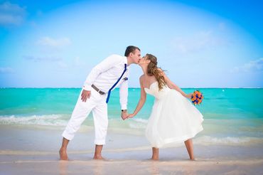 Beach white short wedding dresses