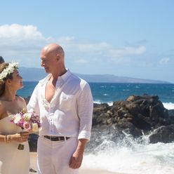 Beach wedding photo session ideas