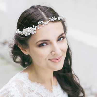 White bridal hair and make-up