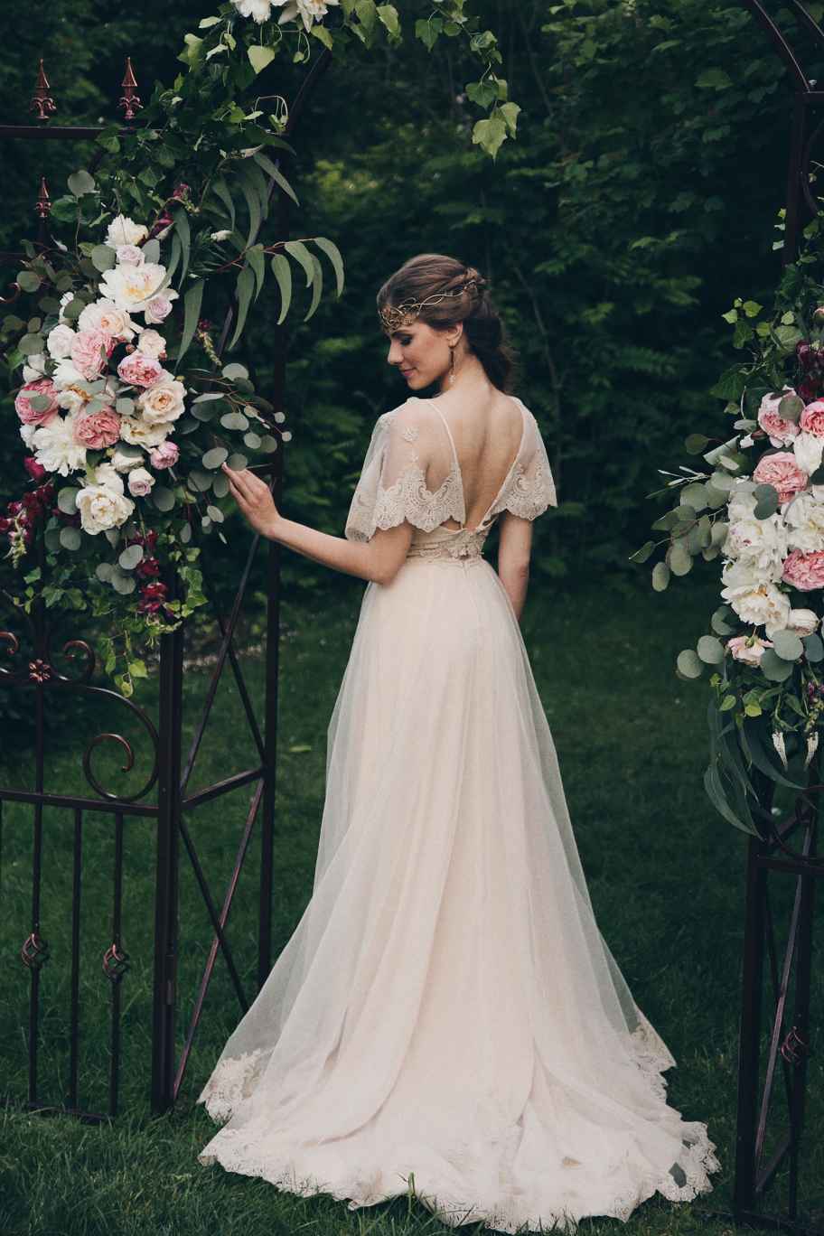 Ivory outdoor long wedding dresses