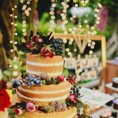 Brown wedding cakes