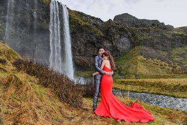 Red outdoor long wedding dresses