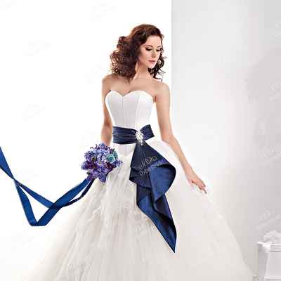 Blue open wedding dresses